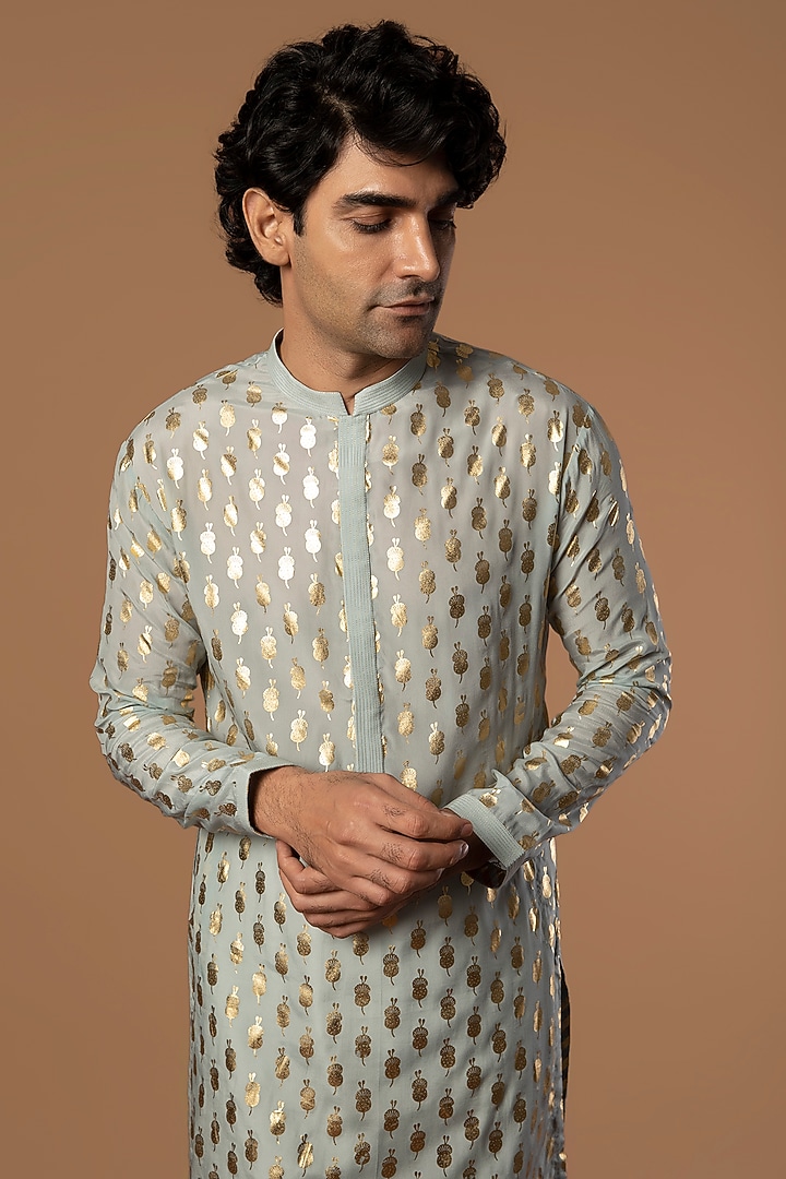 Fog Grey Crepe Printed Kurta Set by Masaba Men at Pernia's Pop Up Shop