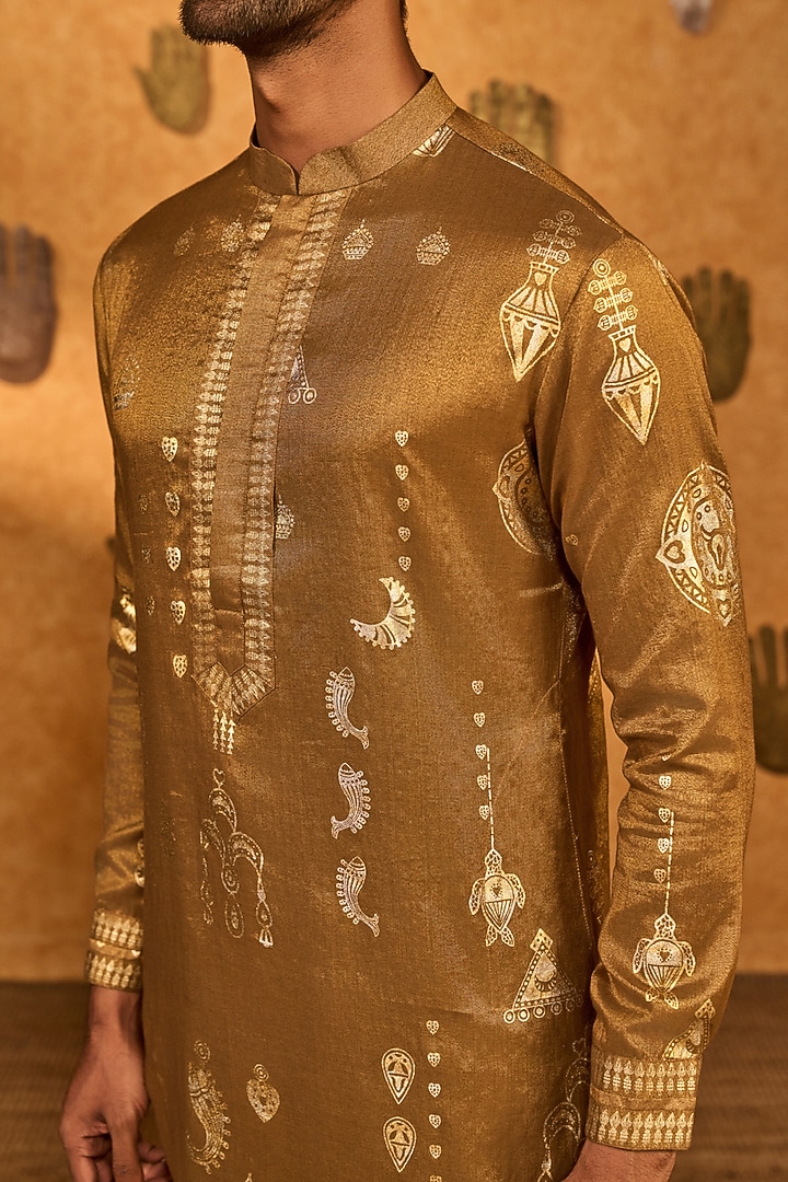 Mocha Brown Tissue Foil Printed Kurta Set by Masaba Men at Pernia's Pop Up Shop