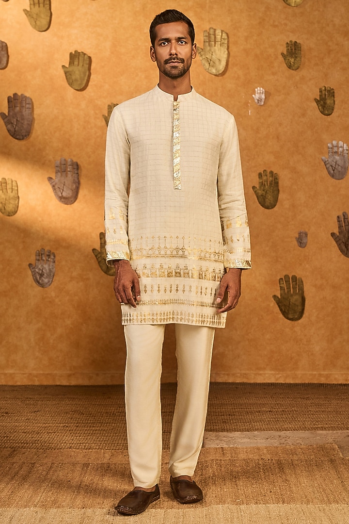 Ivory Zari Foil Printed Kurta Set by Masaba Men at Pernia's Pop Up Shop
