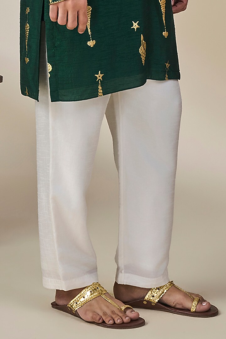 Bottle Green Viscose Slub Foil Printed & Embroidered Kurta Set by Masaba Men at Pernia's Pop Up Shop
