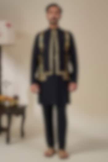 Black Viscose Slub Foil Printed & Sequins Embroidered Bundi Jacket Set by Masaba Men at Pernia's Pop Up Shop