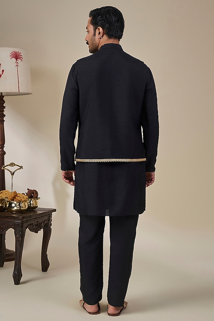Black Viscose Slub Foil Printed & Sequins Embroidered Bundi Jacket Set by Masaba Men at Pernia's Pop Up Shop