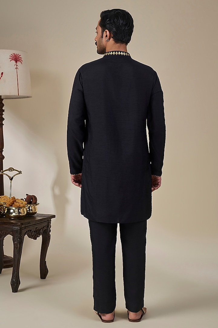 Black Viscose Slub Foil Printed & Sequins Embroidered Bundi Jacket Set by Masaba Men at Pernia's Pop Up Shop