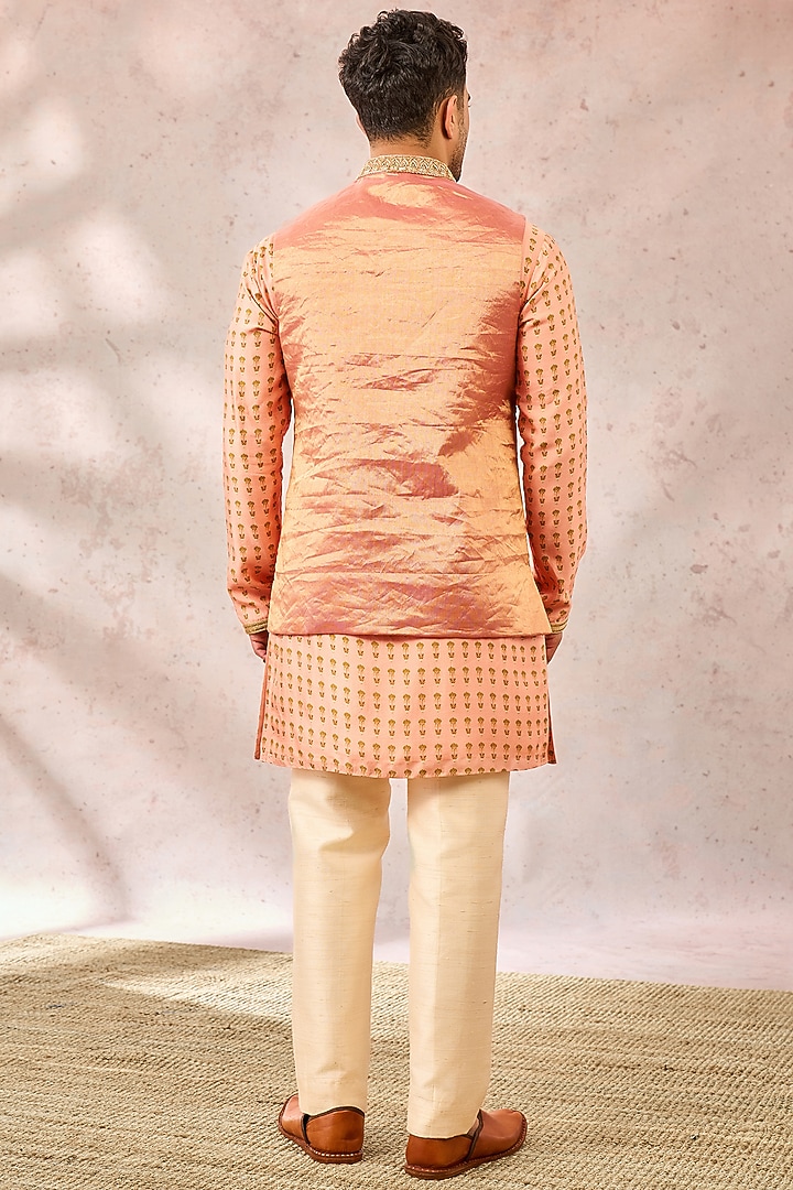 Pink Tissue Bundi Set by Masaba Men at Pernia's Pop Up Shop