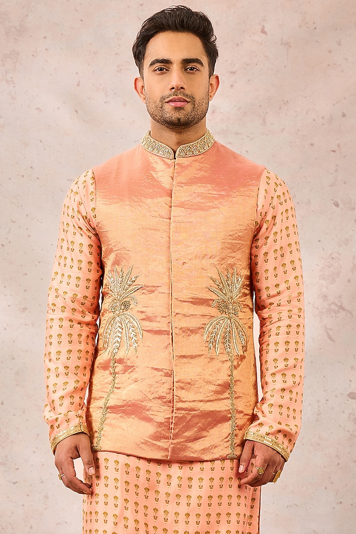 Pink Tissue Bundi Set by Masaba Men at Pernia's Pop Up Shop
