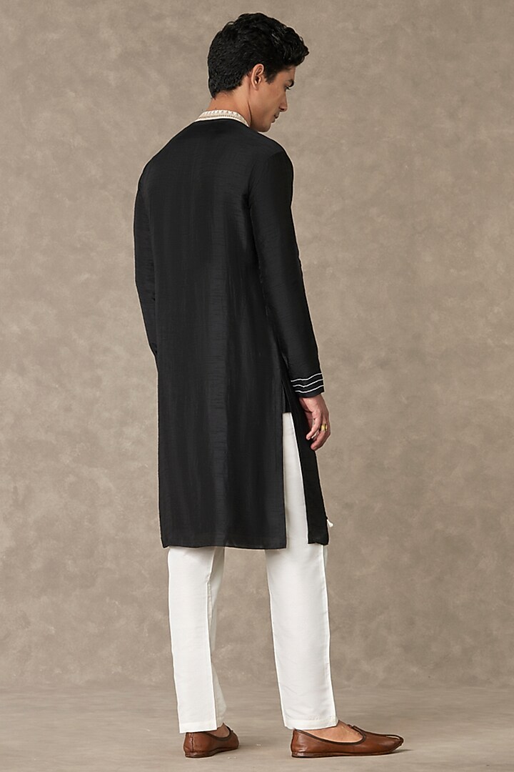 Black Raw Silk Kurta by Masaba Men at Pernia's Pop Up Shop