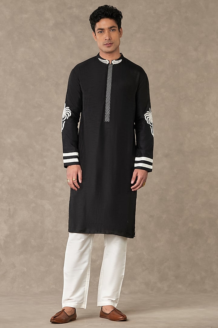Black Raw Silk Embroidered Kurta Set by Masaba Men at Pernia's Pop Up Shop