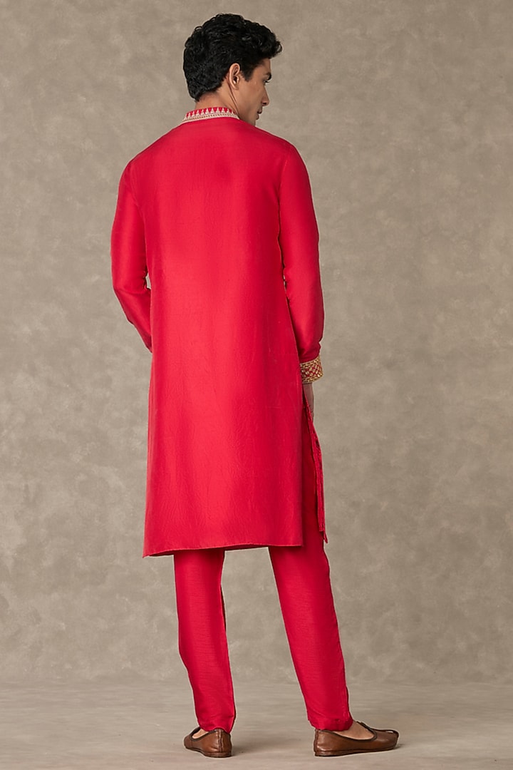 Red Raw Silk Embellished Kurta Set by Masaba Men at Pernia's Pop Up Shop
