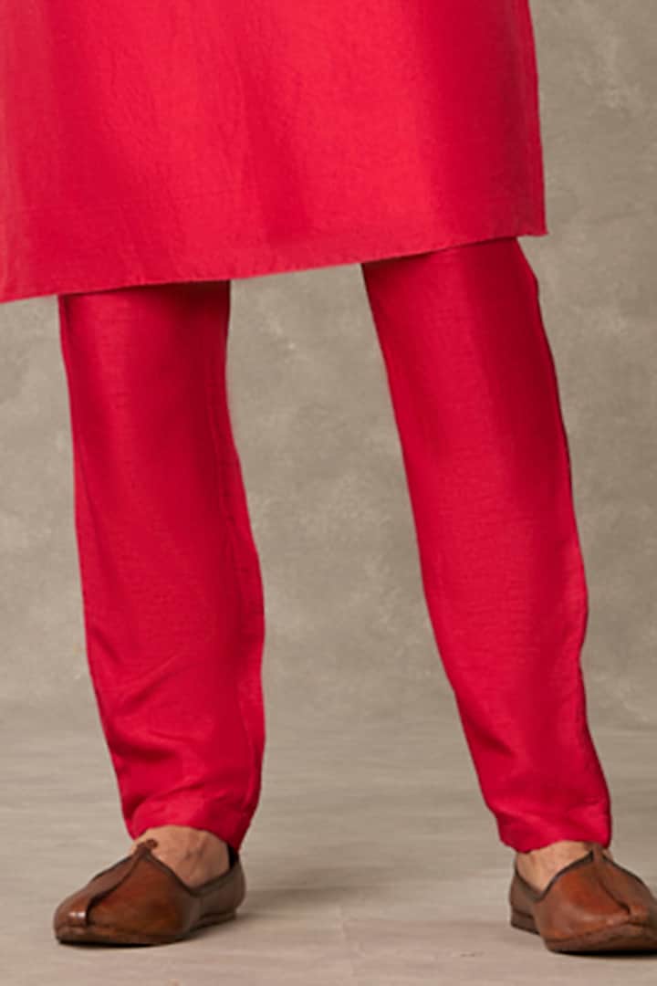 Red Raw Silk Embellished Kurta Set by Masaba Men at Pernia's Pop Up Shop