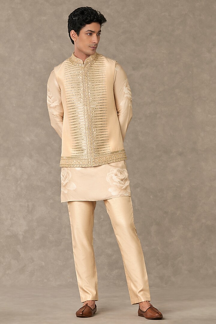 Beige Dupion Silk Embroidered Bundi Jacket by Masaba Men at Pernia's Pop Up Shop