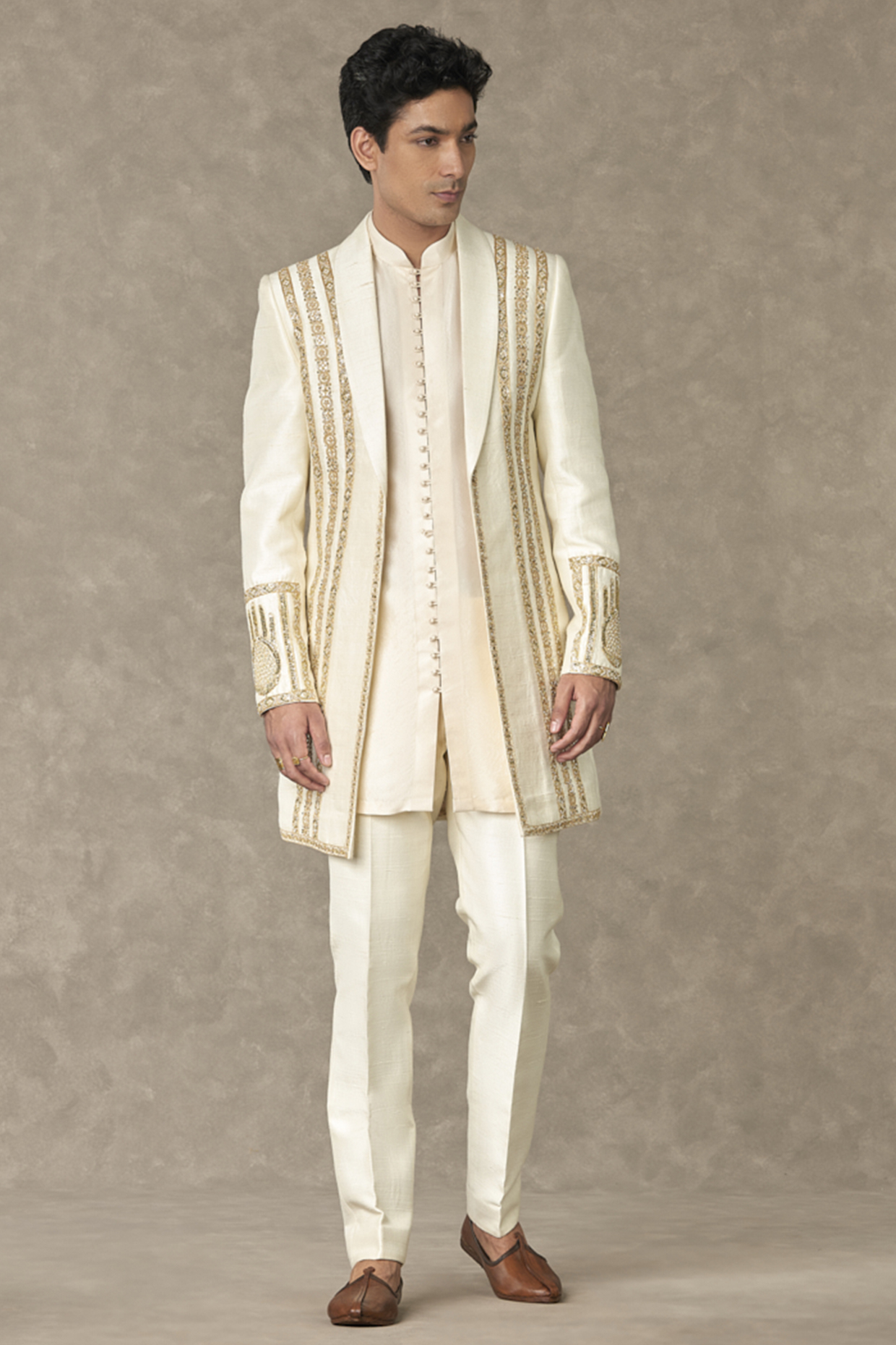 Ivory Raw Silk Embroidered Groom Indowestern Set by Masaba Men at Pernia's Pop Up Shop
