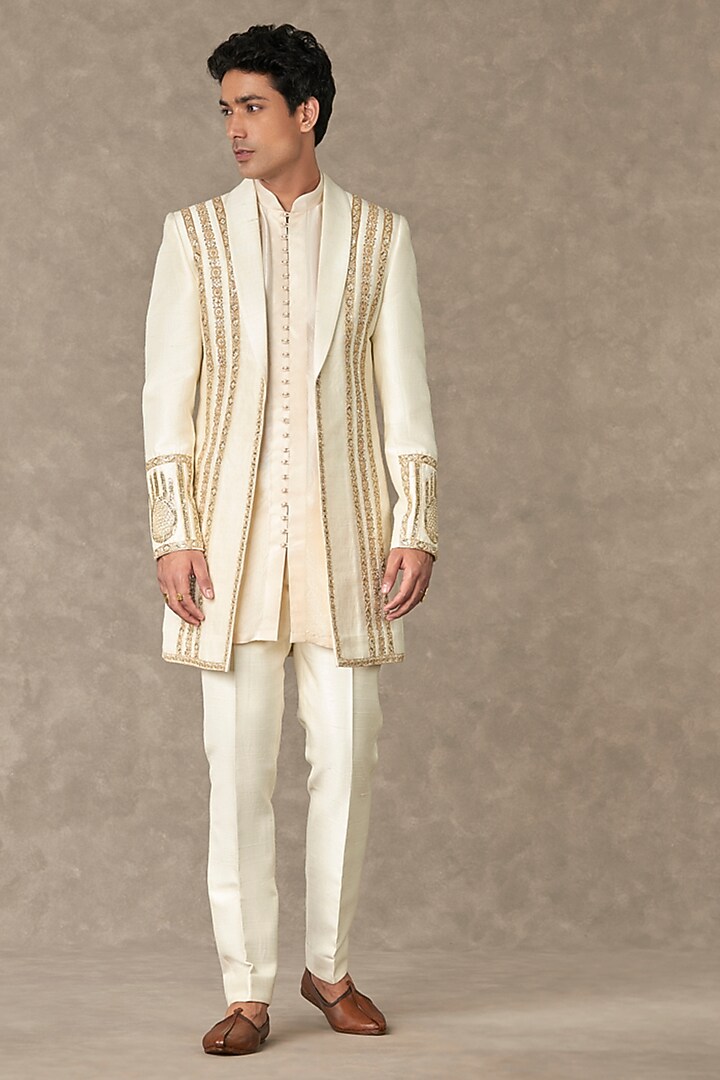 Ivory Raw Silk Embroidered Groom Indowestern Set by Masaba Men at Pernia's Pop Up Shop