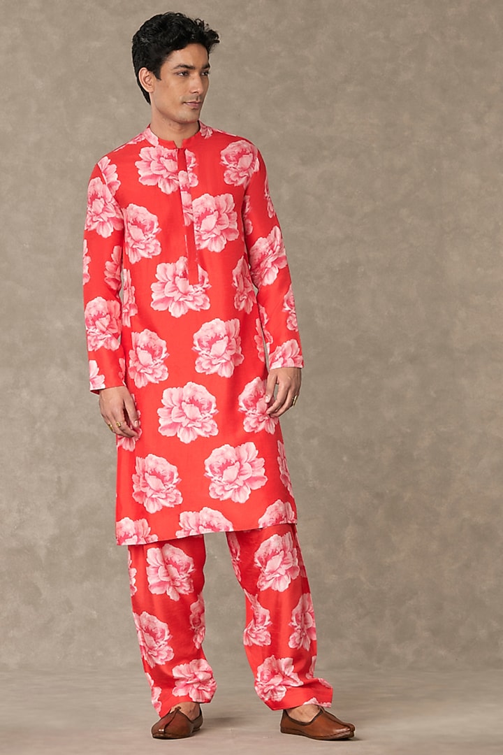 Red Raw Silk Floral Digital Printed Kurta by Masaba Men at Pernia's Pop Up Shop