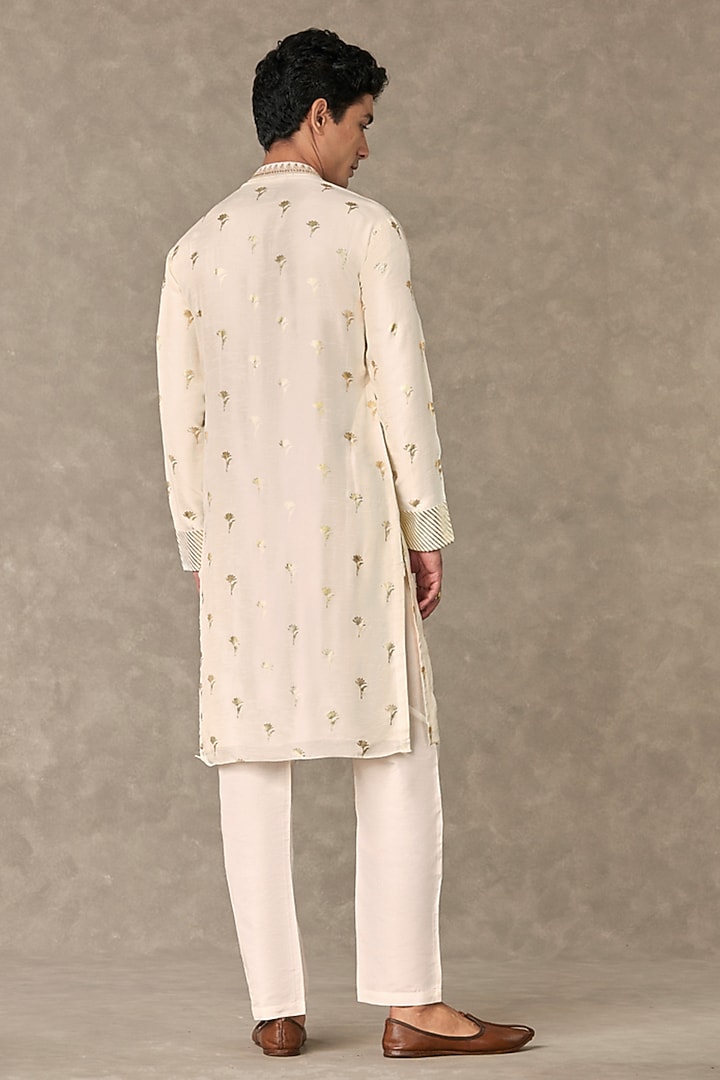 Ivory Raw Silk Printed Kurta Set by Masaba Men at Pernia's Pop Up Shop