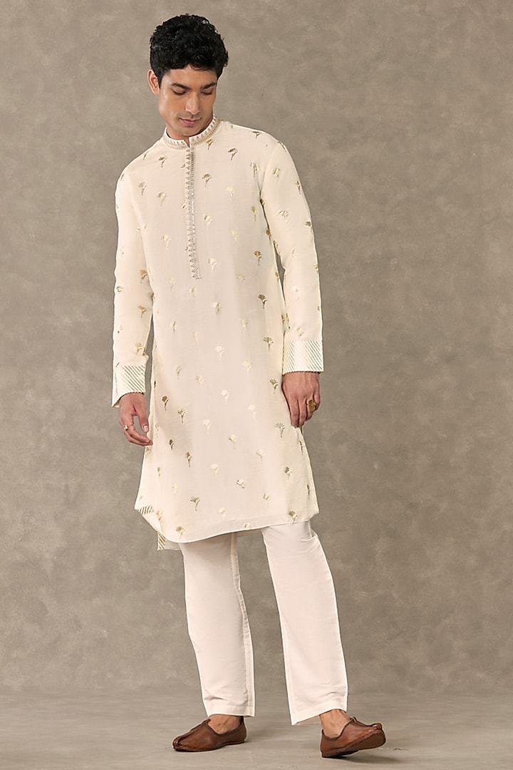 Ivory Raw Silk Printed Kurta Set by Masaba Men at Pernia's Pop Up Shop