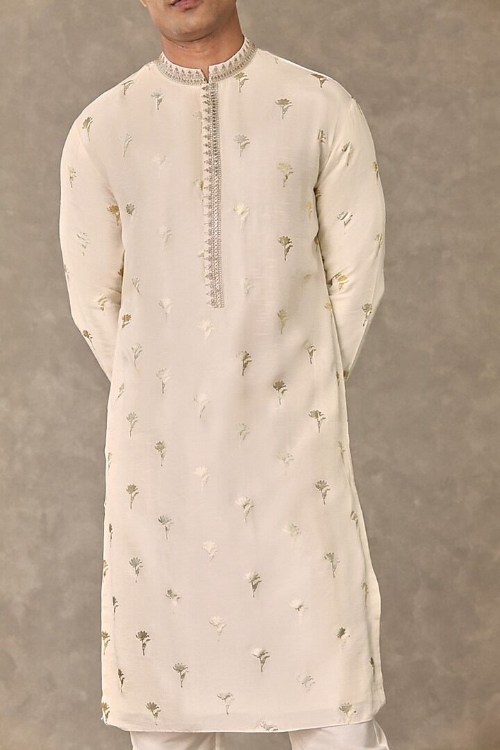 Ivory Raw Silk Foil Printed Kurta by Masaba Men at Pernia's Pop Up Shop