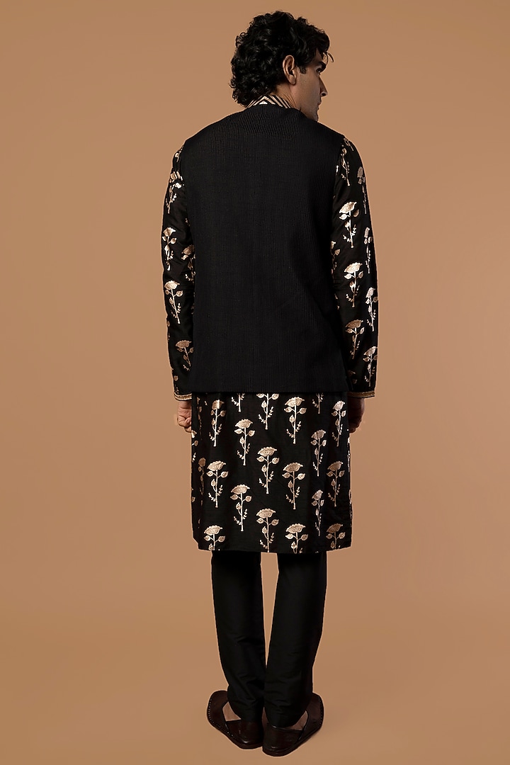 Black Raw Silk Thread Embroidered Bundi Jacket by Masaba Men at Pernia's Pop Up Shop