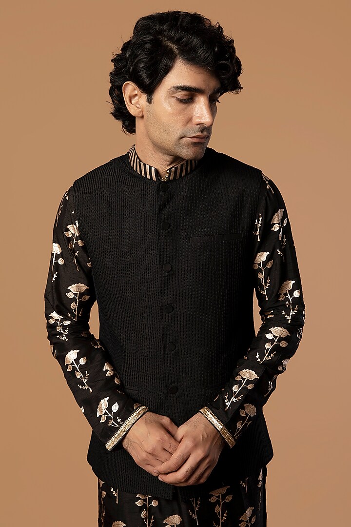 Black Raw Silk Thread Embroidered Bundi Jacket by Masaba Men at Pernia's Pop Up Shop