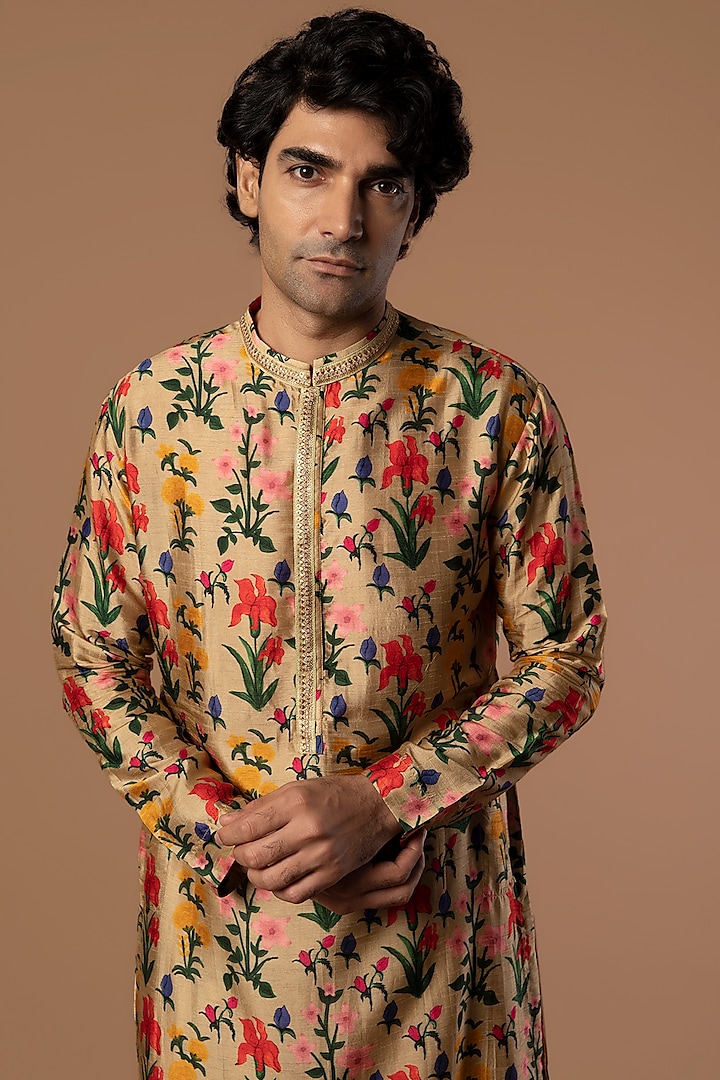 Oatmeal Raw Silk Kurta by Masaba Men at Pernia's Pop Up Shop
