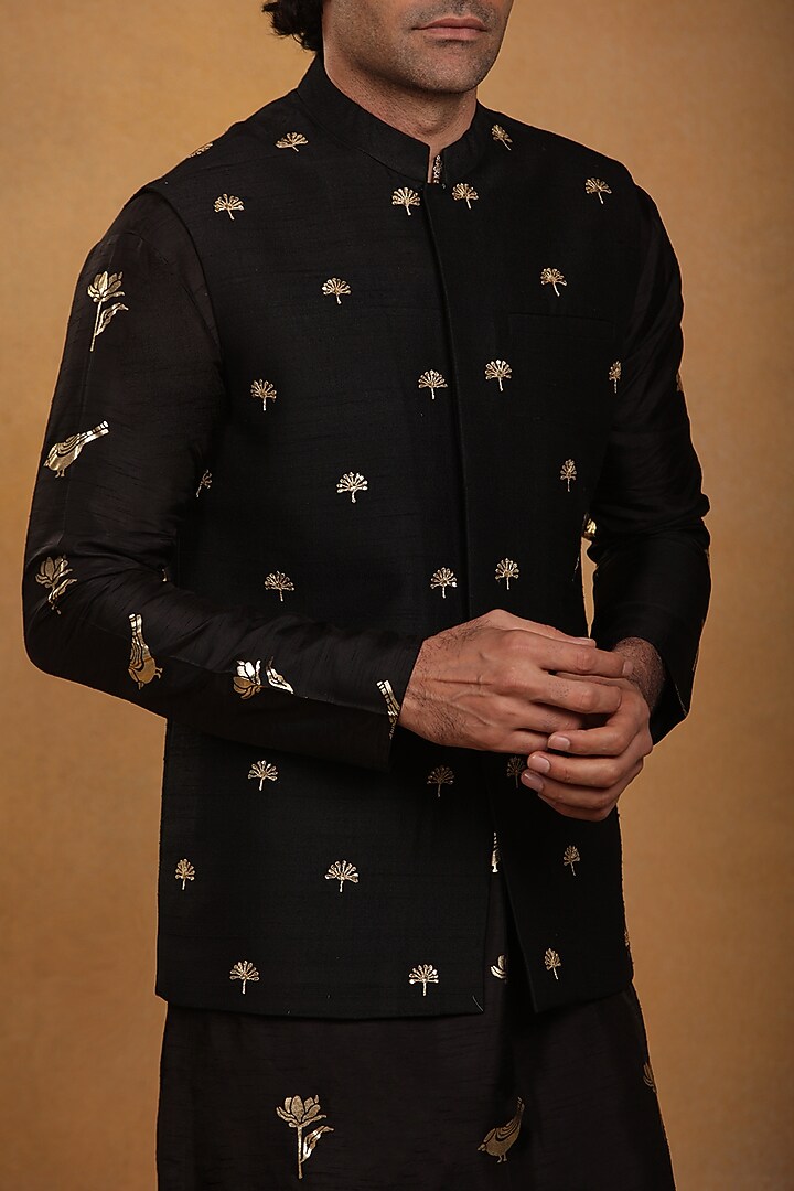 Black Embroidered Bundi Jacket by Masaba Men at Pernia's Pop Up Shop