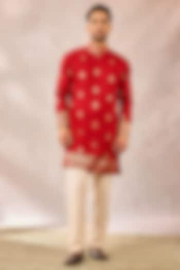 Red Jacquard Silk Embroidered Kurta by Masaba Men 