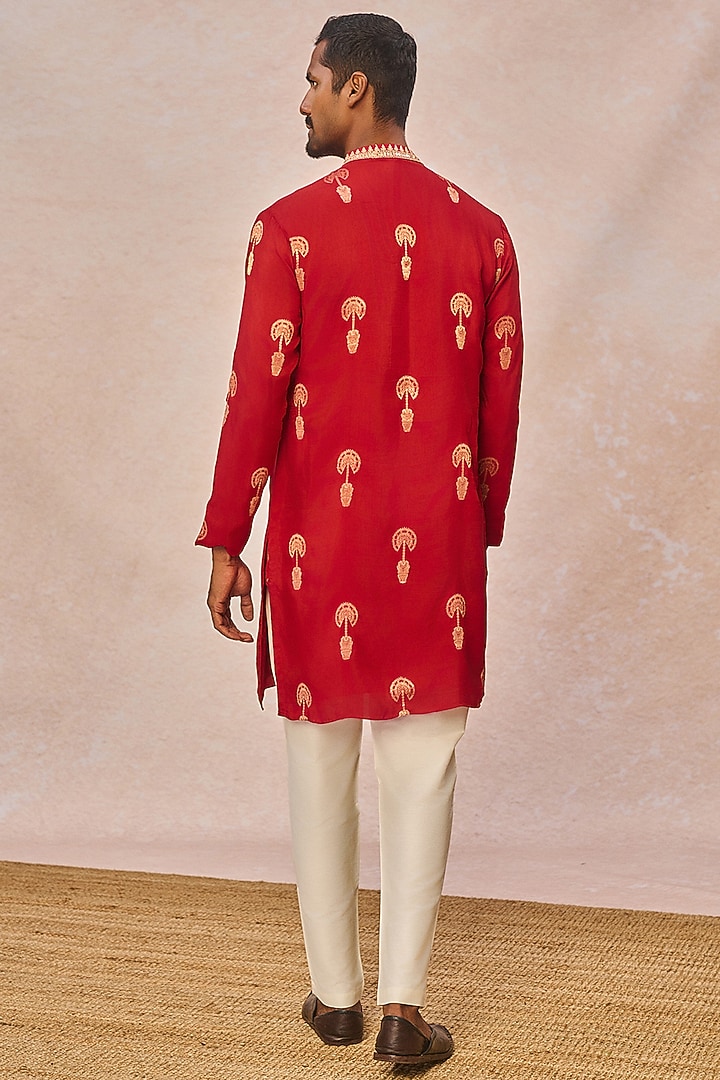 Red Raw Silk Foil Printed Kurta Set by Masaba Men at Pernia's Pop Up Shop