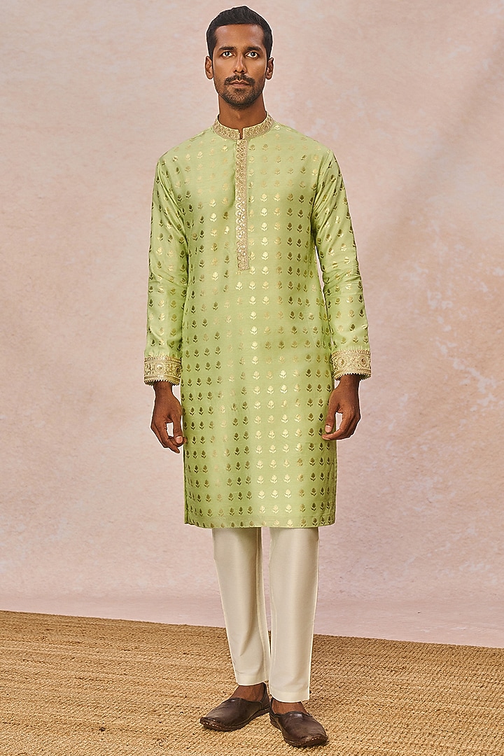 Lime Green Raw Silk Kurta Set by Masaba Men at Pernia's Pop Up Shop