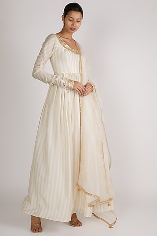 Gold Embroidered Anarkali Set by Premya By Manishii