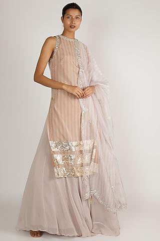 Silver & Lavender Embroidered Kurta Set by Premya By Manishii