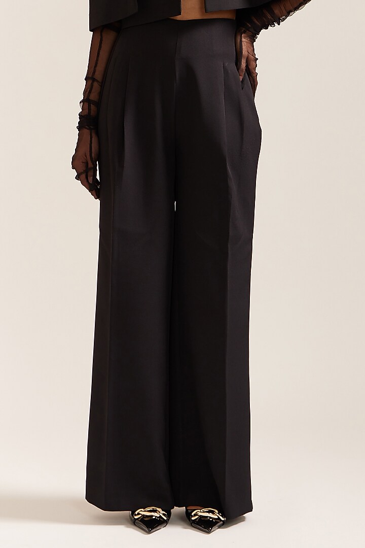 Black Crepe Hand Work Co-Ord Set by Mini Sondhi at Pernia's Pop Up Shop