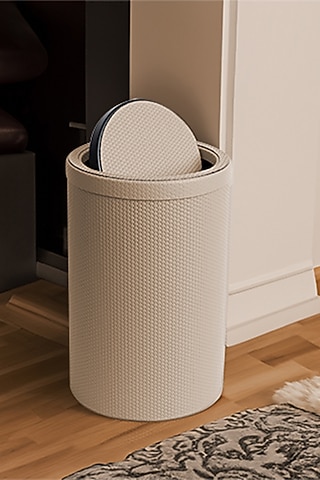 Light Grey Woven Leather Bin by Maison Sia