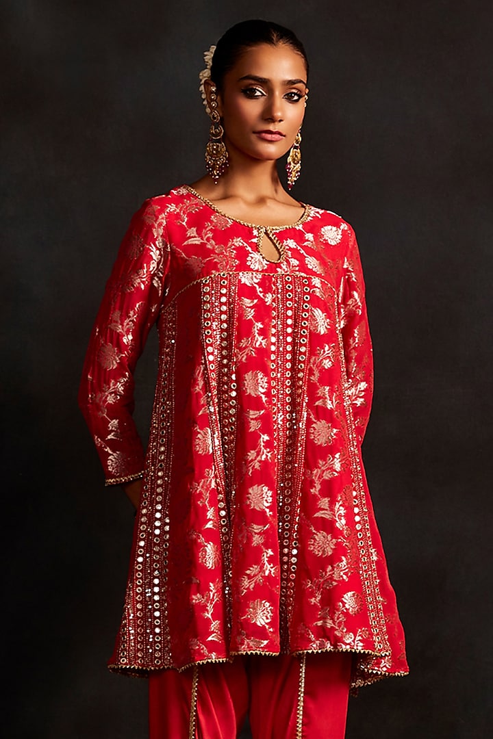 Red Banarasi Tunic Set by Mustard Moon by Neyha and Vrinda at Pernia's Pop Up Shop