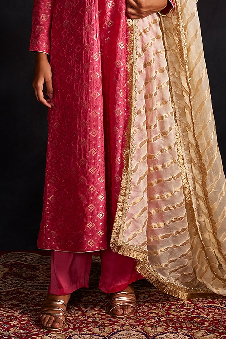 Rose Pink Banarasi Kurta Set by Mustard Moon by Neyha and Vrinda at Pernia's Pop Up Shop
