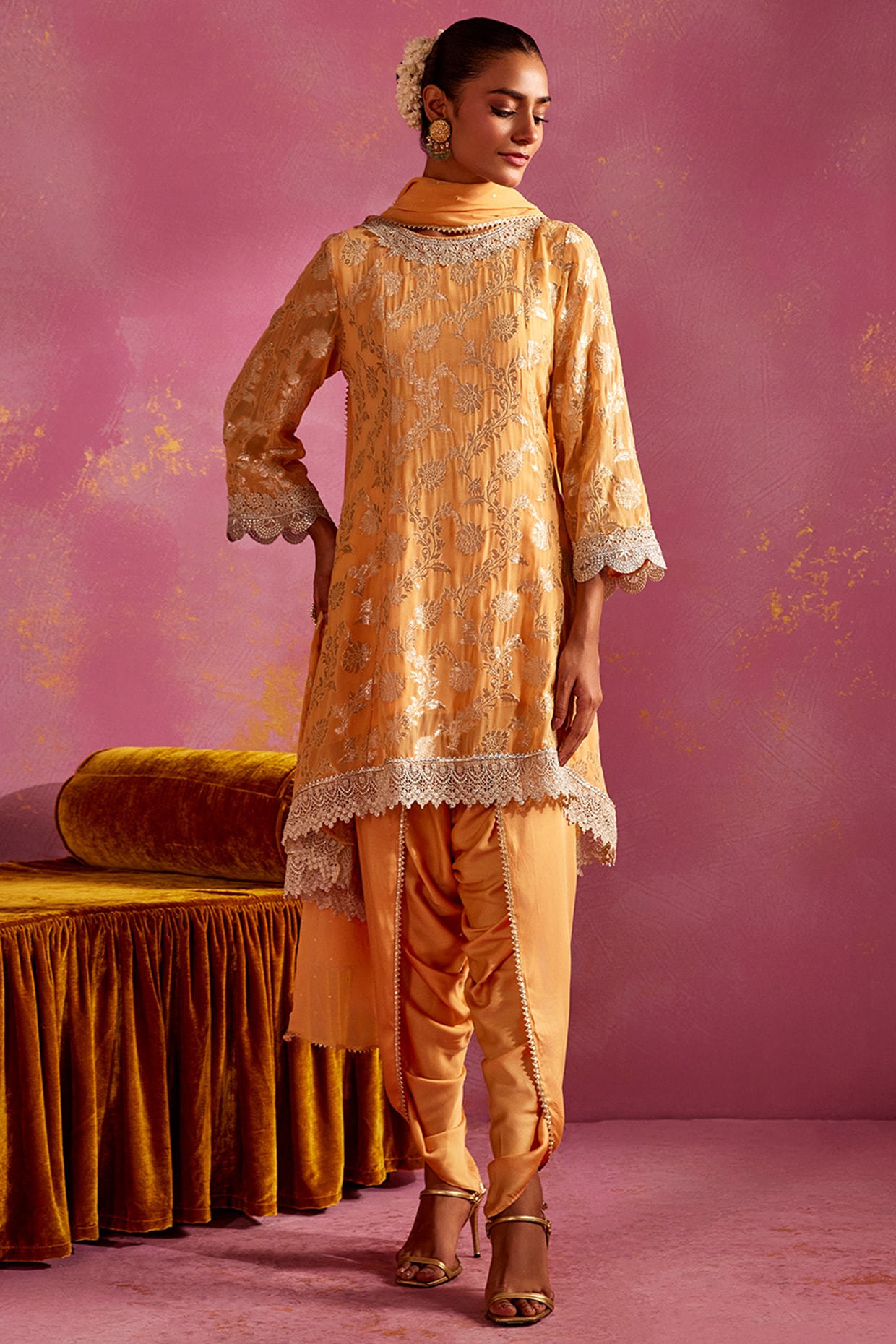 Classical Red Banarasi Brocade Silk Pent Style Salwar Suit Design – Kaleendi