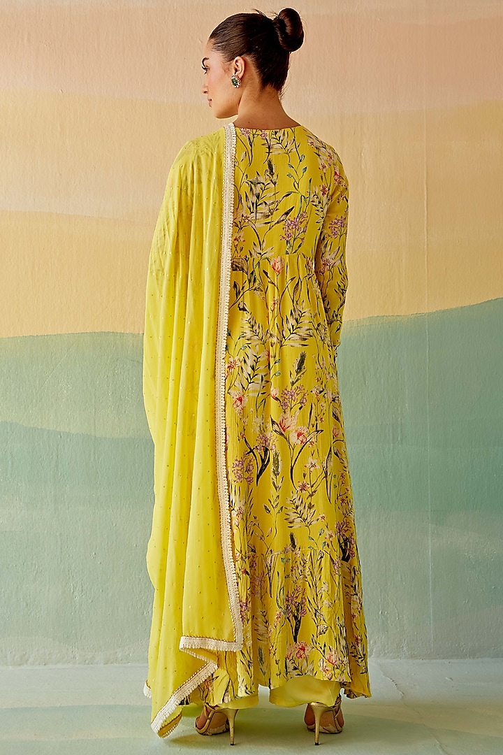 Yellow Crinkle Crepe Floral Printed Kurta Set by Mustard Moon by Neyha and Vrinda at Pernia's Pop Up Shop