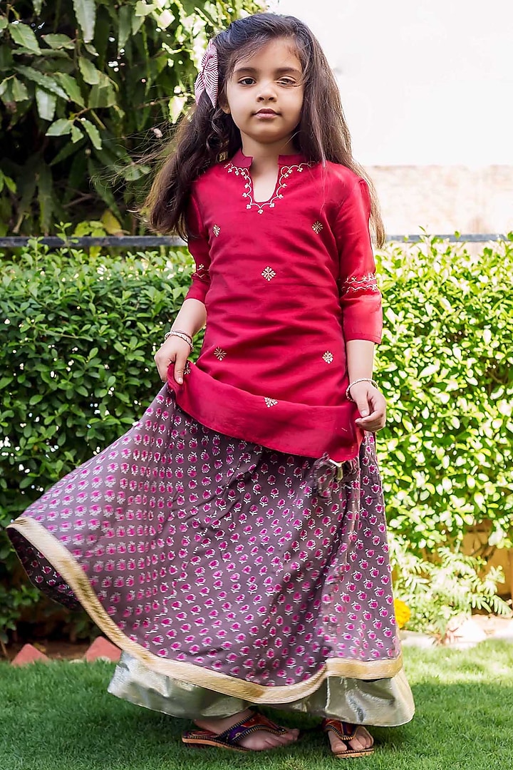 Maroon Chanderi Zari Embroidered Kurta Set For Girls by MISSPRINT at Pernia's Pop Up Shop