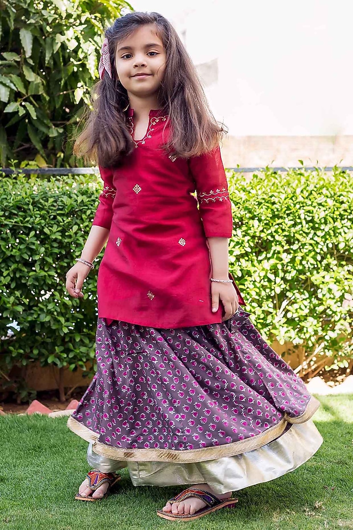 Maroon Chanderi Zari Embroidered Kurta Set For Girls by MISSPRINT at Pernia's Pop Up Shop