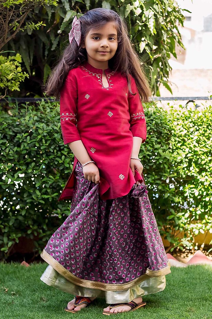 Maroon Chanderi Zari Embroidered Kurta Set For Girls by MISSPRINT at Pernia's Pop Up Shop