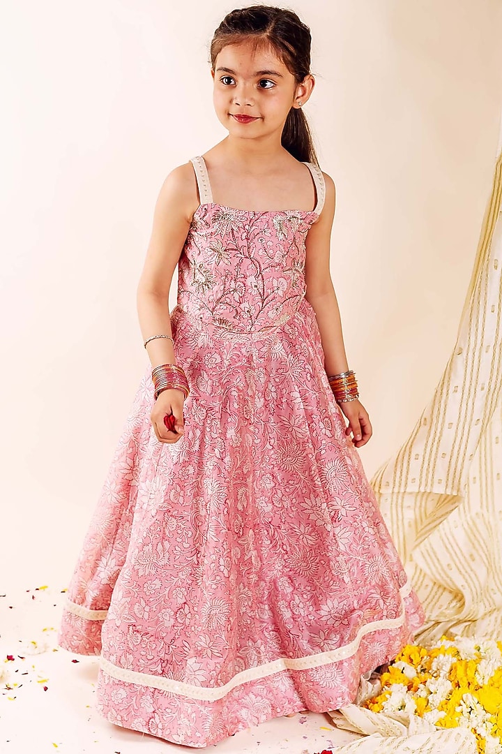 Pink Chanderi Hand Block Printed & Embroidered Lehenga Set For Girls by MISSPRINT at Pernia's Pop Up Shop