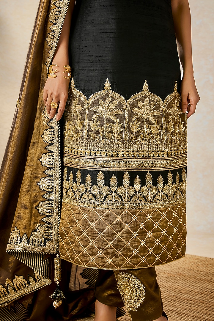 Black Heavy Raw Silk Jaal Embroidered Kurta Set by Masaba at Pernia's Pop Up Shop