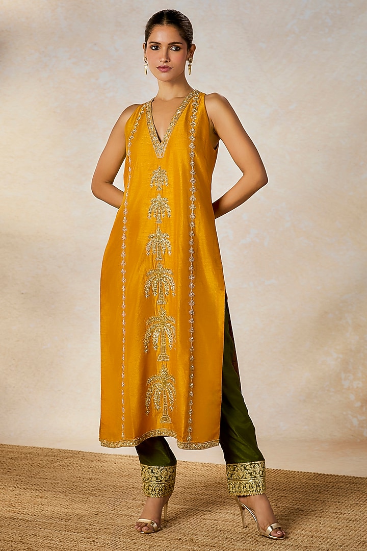Ochre Dupion Silk Zardosi Embroidered Kurta Set by Masaba at Pernia's Pop Up Shop