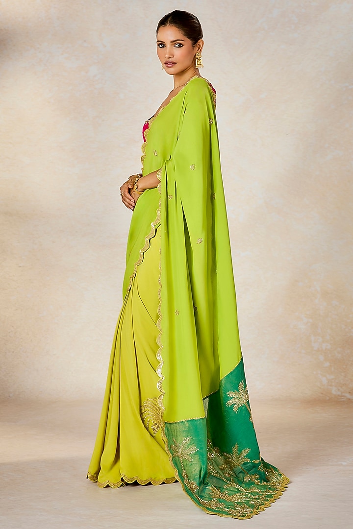 Green Natural Crepe Motif Embroidered Color Blocked Reception Saree Set by Masaba at Pernia's Pop Up Shop