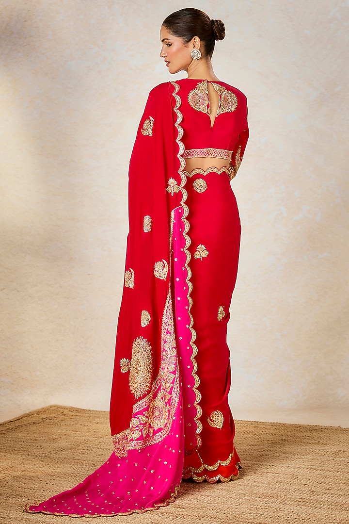 Red Pure Crepe Color Blocked Bridal Saree Set by Masaba at Pernia's Pop Up Shop
