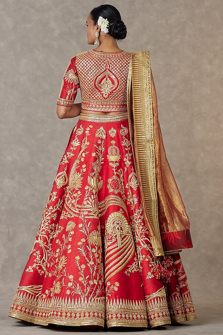 Red Bagh-E-Bahar Neelkamal Raw Silk Dori Embroidered Bridal Lehenga Set by Masaba at Pernia's Pop Up Shop