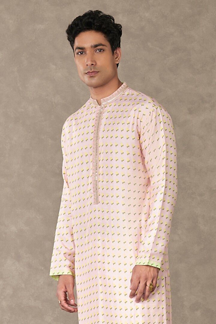 Pink Raw Silk Digital Printed Kurta by Masaba Men at Pernia's Pop Up Shop