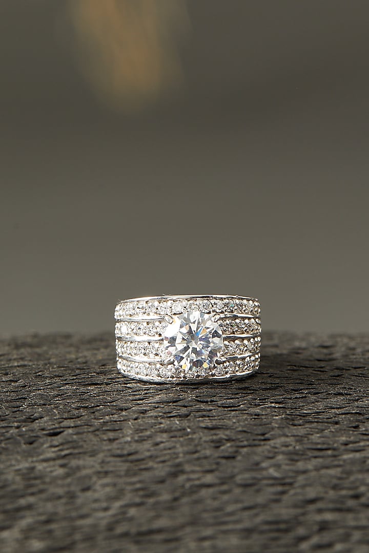 White Finish Ring In Sterling Silver With Zircon by Mon Tresor