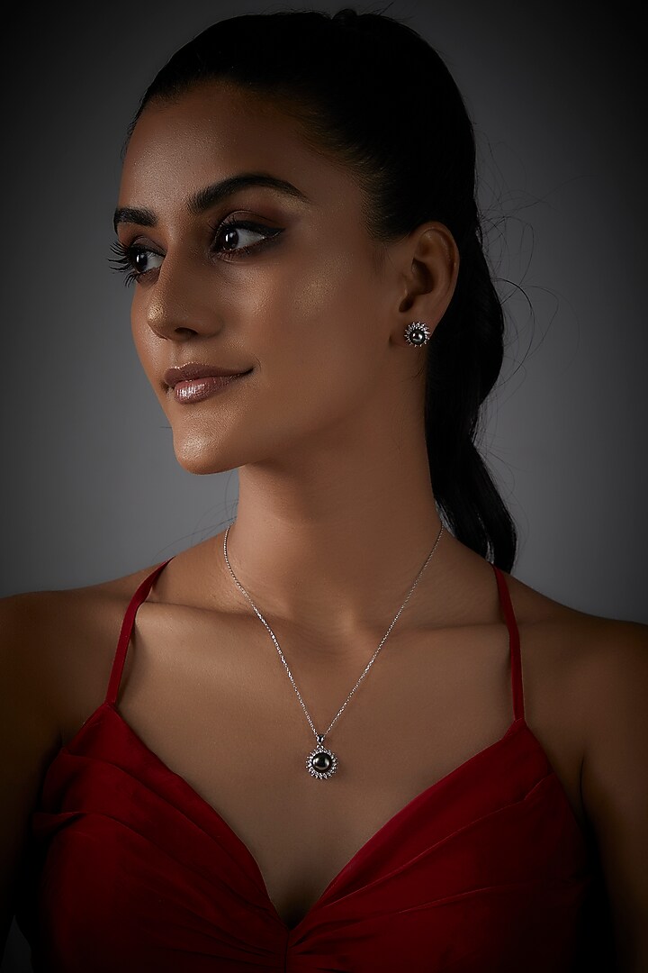 White Finish Grey Pearl Pendant Necklace In Sterling Silver by Mon Tresor at Pernia's Pop Up Shop