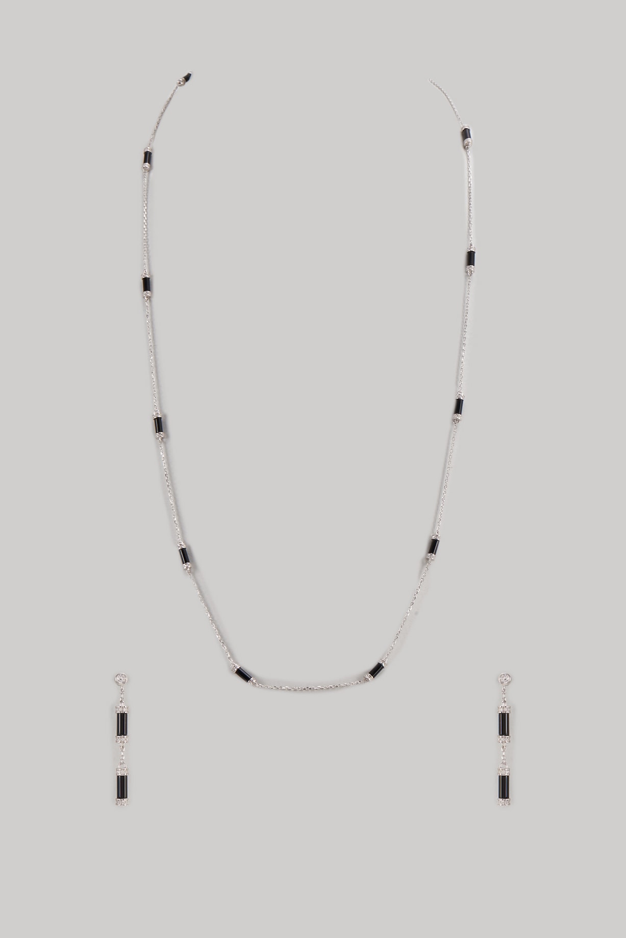 White Finish Black Beryl Stone Necklace Set In Sterling Silver by Mon  Tresor at Pernia's Pop Up Shop