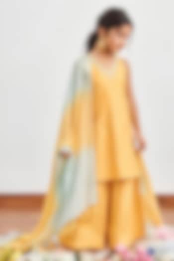 Mustard Yellow Chanderi Cutdana Embroidered Kalidar Kurta Set For Girls by DISHA MUCHHALA KIDS at Pernia's Pop Up Shop