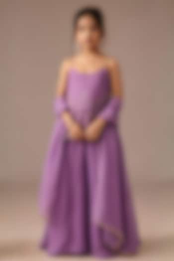 Purple Silk Sequins Embroidered Kurta Set For Girls by DISHA MUCHHALA KIDS at Pernia's Pop Up Shop